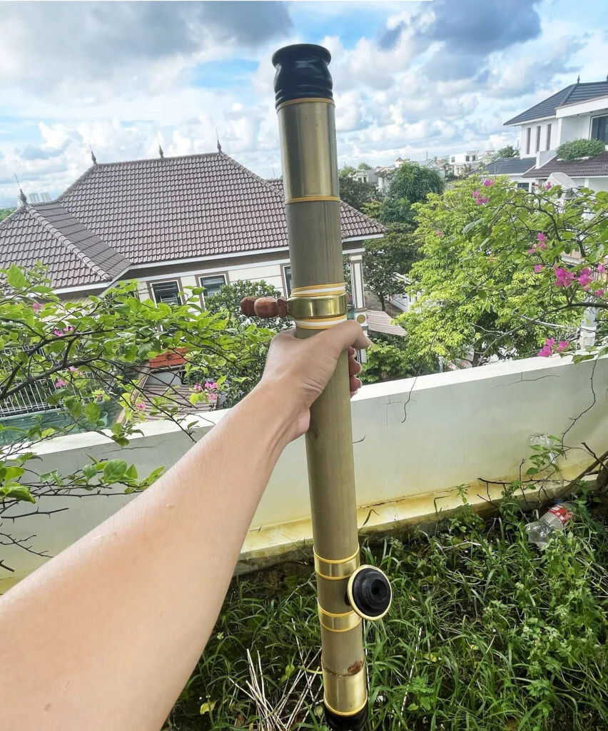 Điếu nứa bọc đồng trơn 66cm trang trí bắt mắt